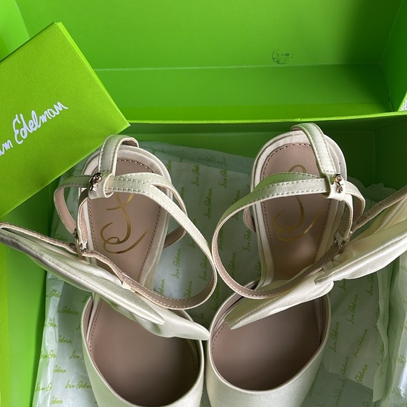 Sam Edelman Women's Halie Ankle Strap Bow High Heel Pumps - size 7.5 - Picture 4 of 15